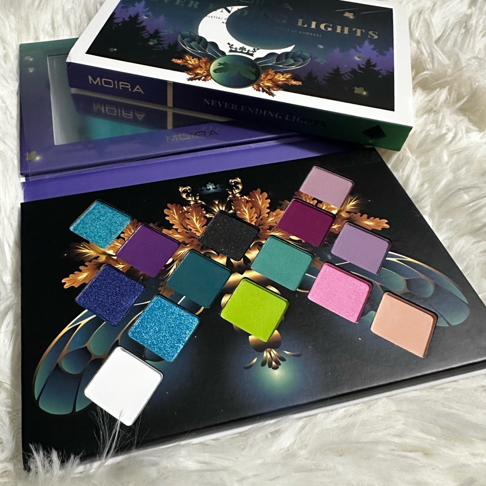 MOIRA “NEVER ENDING LIGHTS” EYESHADOW PALETTE - BRAND NEW in the sleeve! - Picture 5 of 13